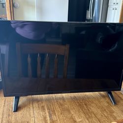 Insignia 32” TV