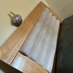 Queen Bed Frame &matress 