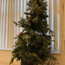 4 ft. Indoor Tree (Fake) Heavy Ceramic Pot Included