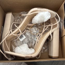7 1/2 Brand New Heels 