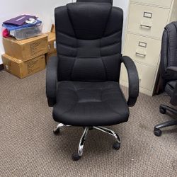 Office Chair – Comfortable & Supportive