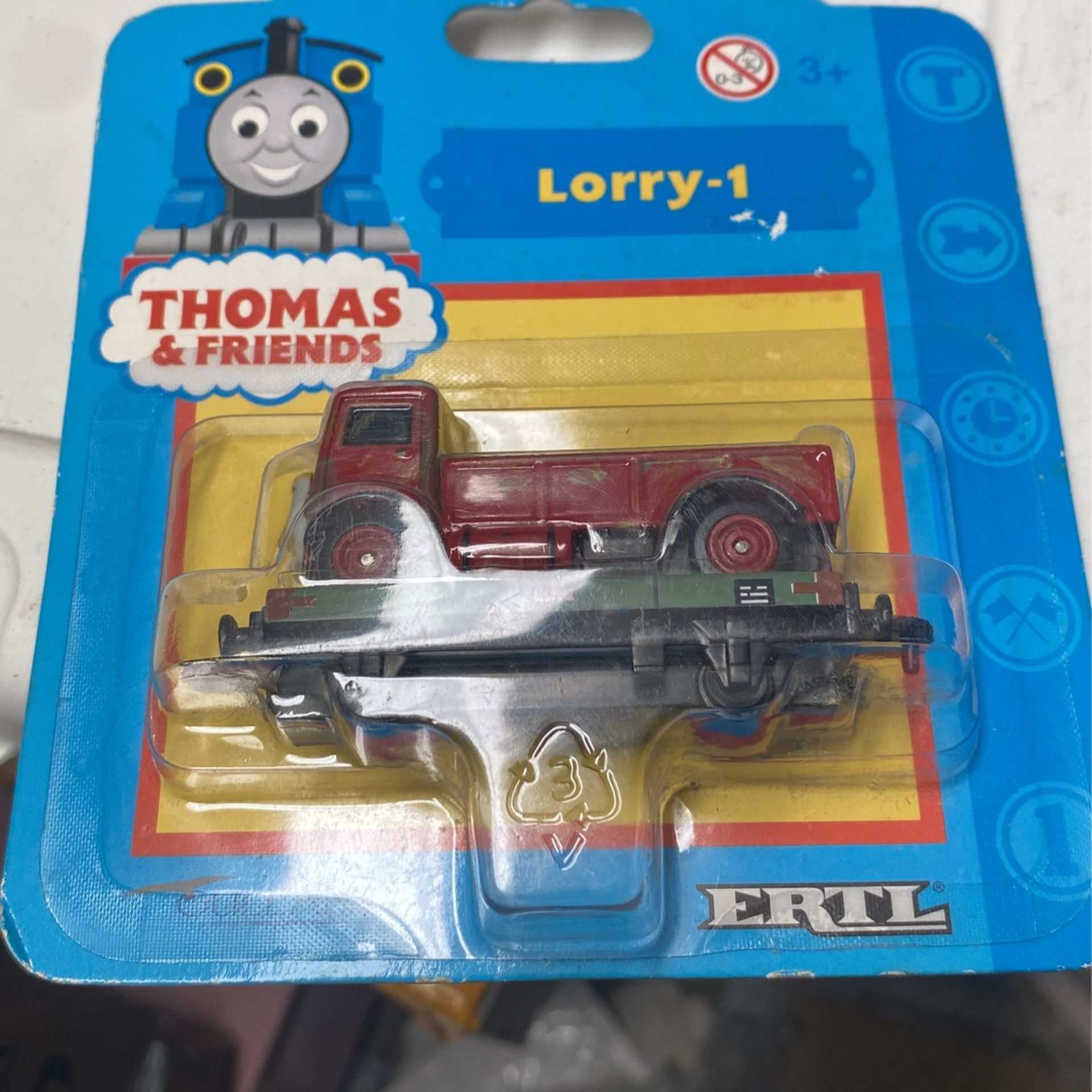 Thomas & Friends Larry-1