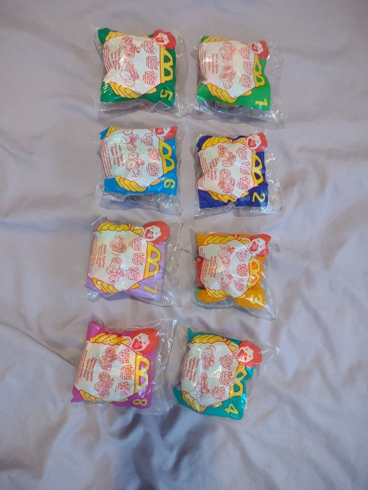 8, 101 Dalmatians Movie McDonald's Happy Meal Toys From 1997