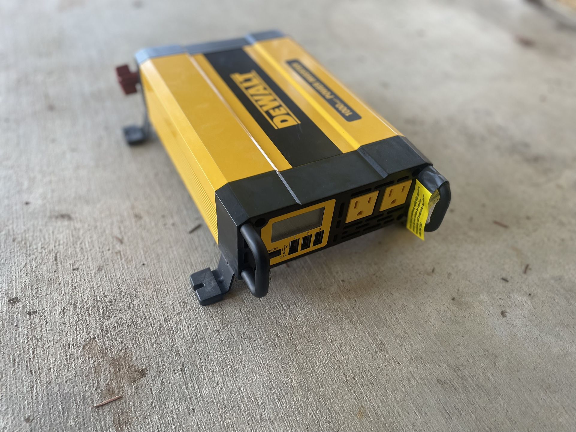 DeWalt 1000W Inverter