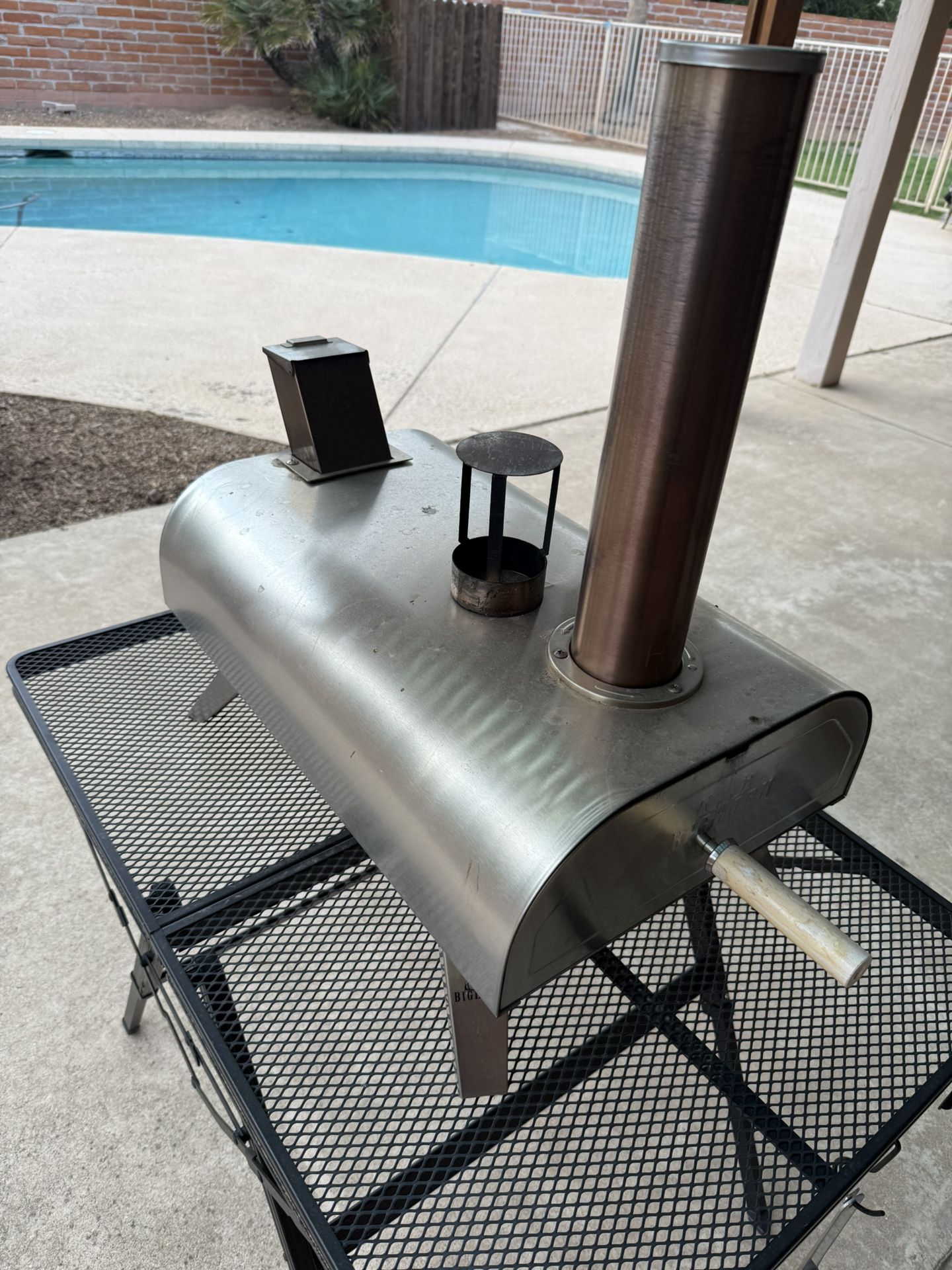 Big Horn  12” Wood Pellet Tabletop Pizza Oven & Table 