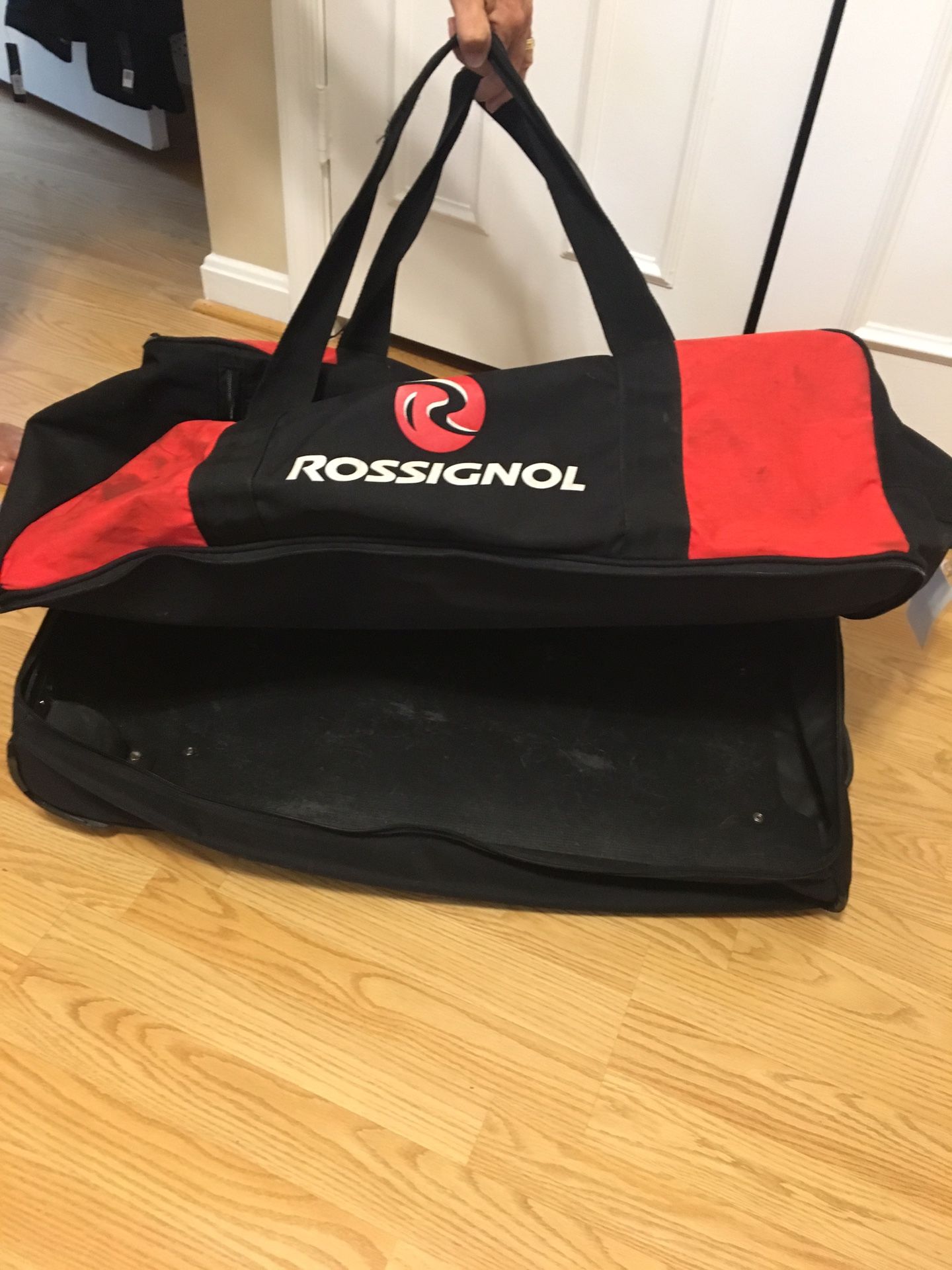 Rolling Duffle Ski Bag