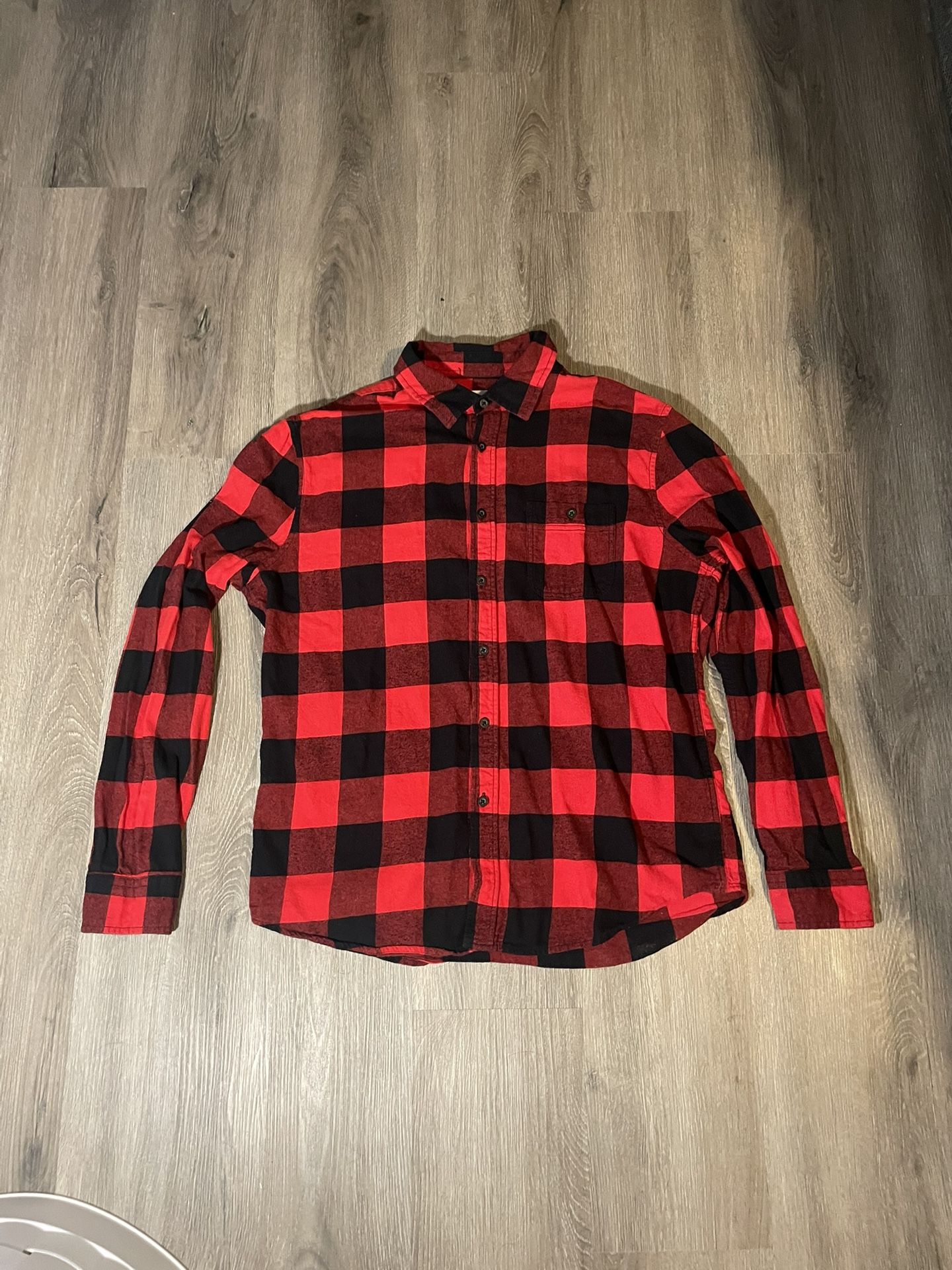 Y2K Red/Black Aeropostale flannel plaid button up flannel shirt