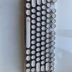 Rgb mechanical typewriter keyboard