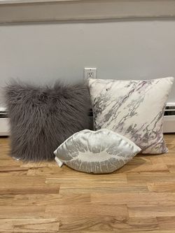 3 Pillows