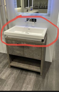 Single Vanity Basin 30” Very New