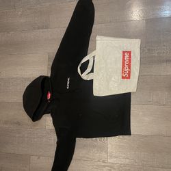 Supreme Hoodie