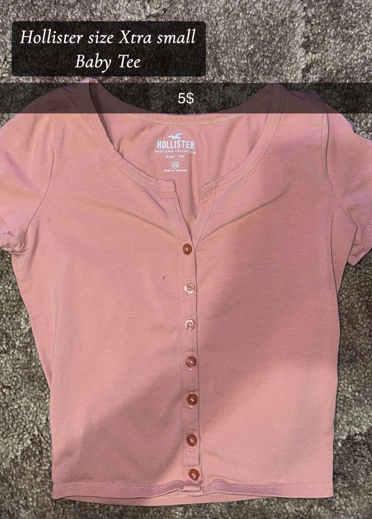 hollister small baby tee