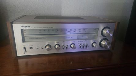Technics SA-300 vintage audio receiver