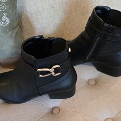 New Black Booties - Size 6 1/2