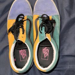 Men’s Shoes 10.5-11 