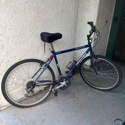 Specialized M2000 Sportrock Track Mountain Bike