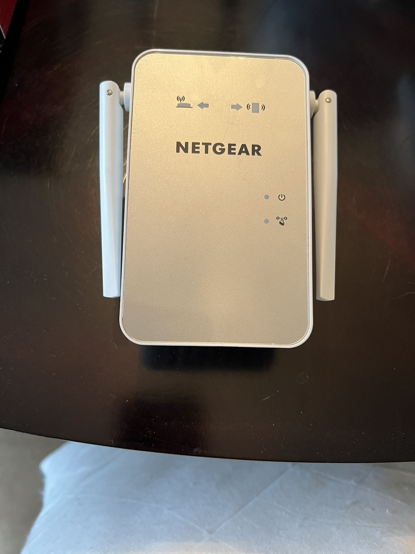 Used Netgear EX6150 Extender