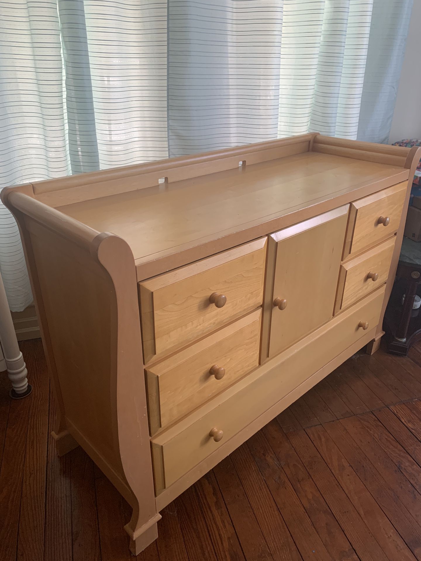 Dresser $50