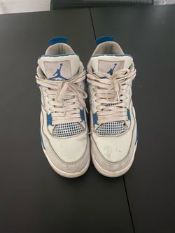 Military blue Jordan 4