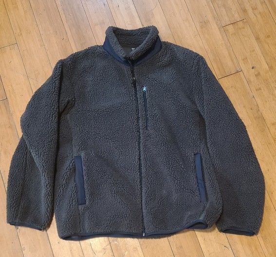 Uniqlo Men’s Sherpa Jacket Size XLarge