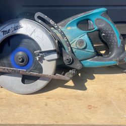 Makita Wormdrive Saw