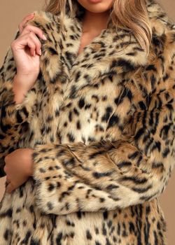Women's Leopard Print Faux Fur Coat Size M