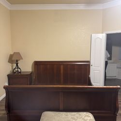 5 Piece Wood Bedroom Set
