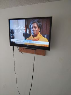T.v. and mount