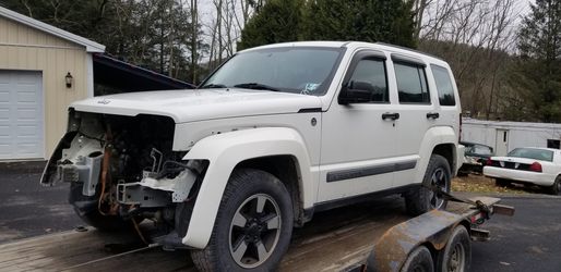 2010 Jeep Liberty part out only not for sale whole