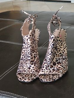 Sz8 Leopard Heels