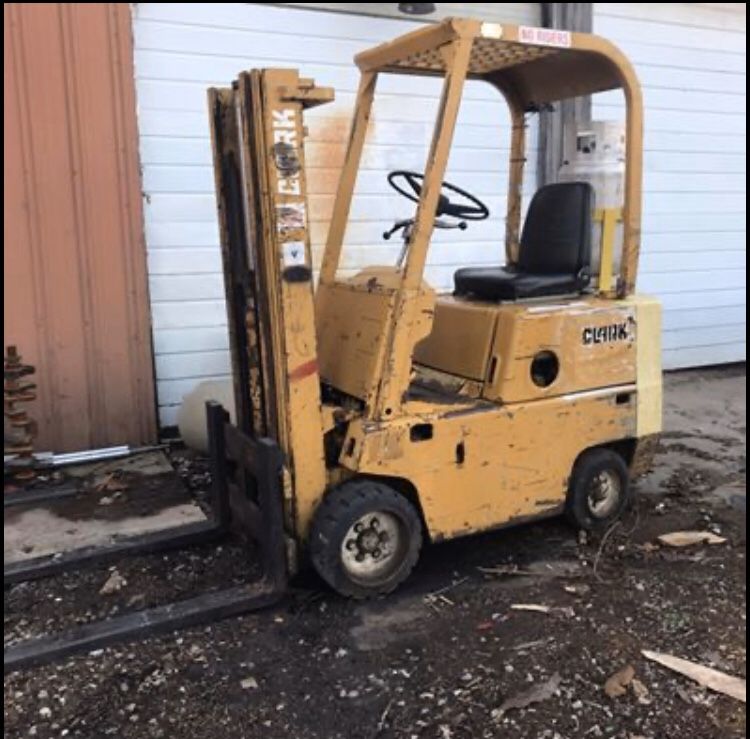 Clark Forklift