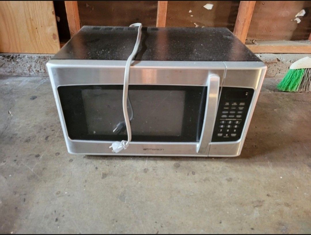 Microwave