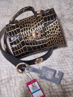 VINCE CAMUTO Belt