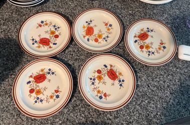 Vintage Summer Garden Dinner Plates by Excel Floral Stoneware Set of 4