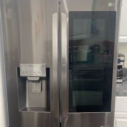 LG refrigerator