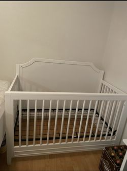Delta Crib