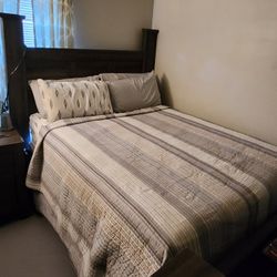 Queen Size Bedroom Set (Price Negotiable)