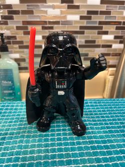 Hasbro Gaming Star Wars Darth Vader Edition Bop It!