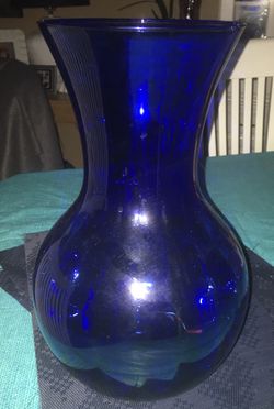 Vase of flowers.... Royal blue....14inch