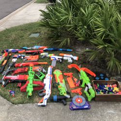 Huge Lot Of Over 25 NERF Guns And 100’s Of Rounds