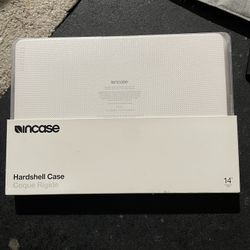 MacBook Pro 2021 14inch Case Incase Clear