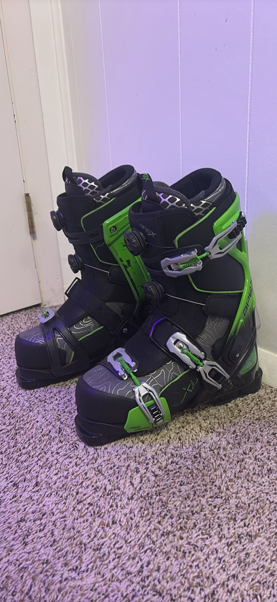 Apex Ski Boots