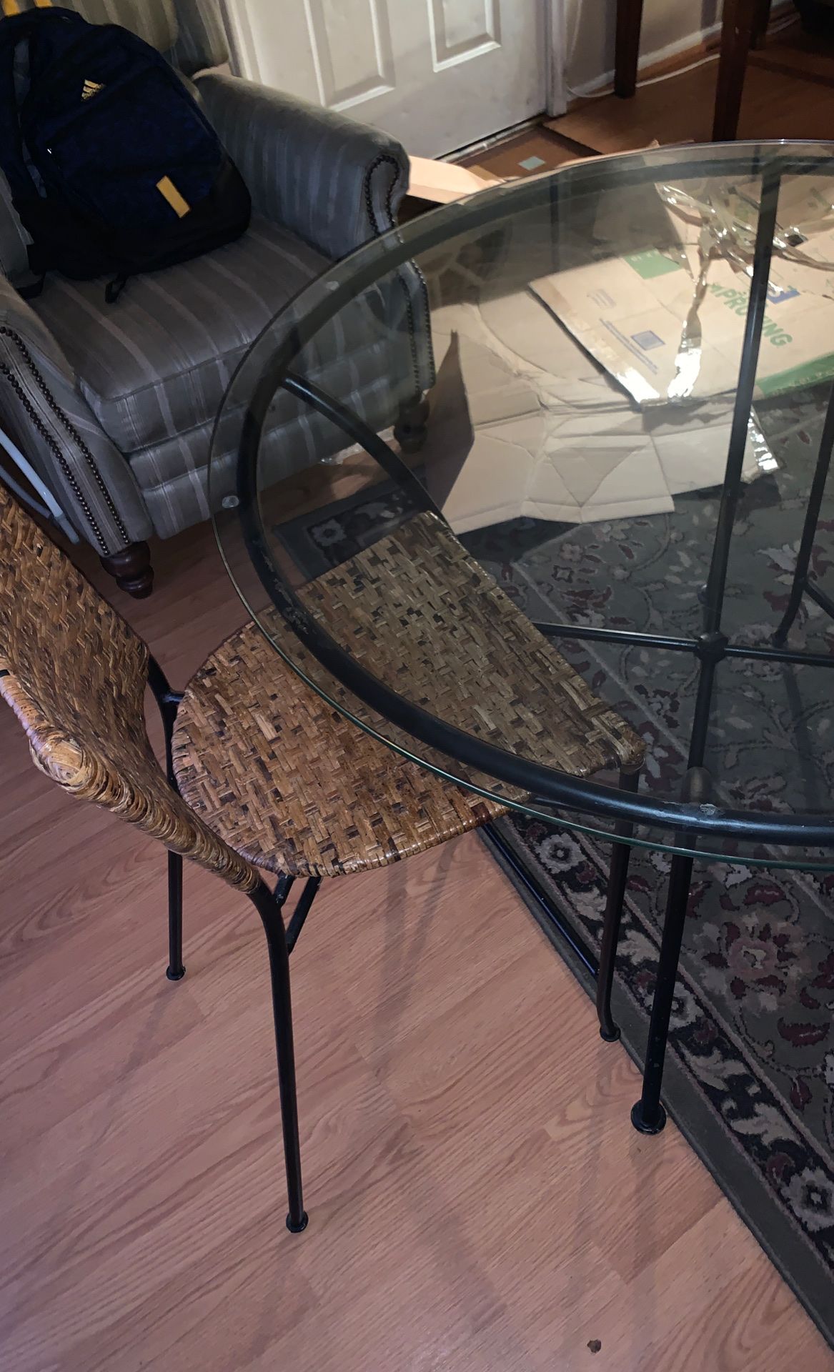 Glass round table