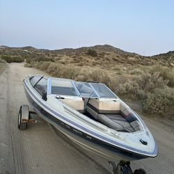 Bay liner Capri 1989 
