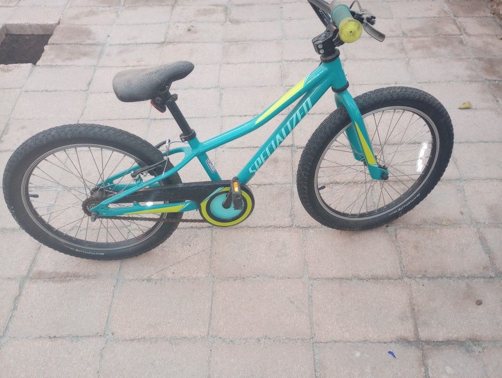 Bicicleta Para Niña En Buenas Condiciones