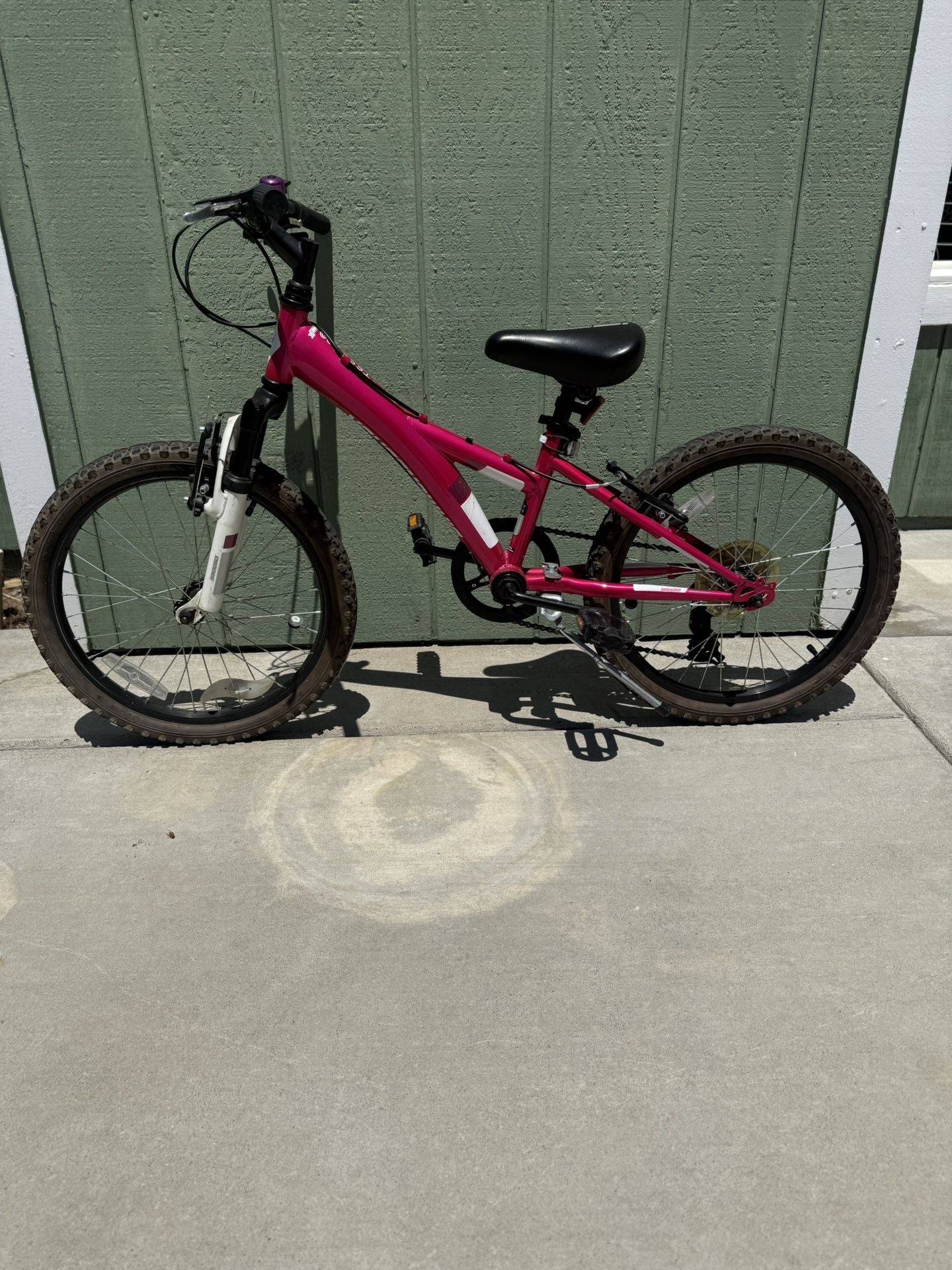 Diamondback Tess 20” kids bike