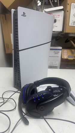 Ps5 slim digital with controller and headset