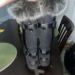 Boots With The Fur 