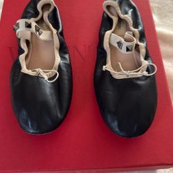 Valentino Garavani Rockstud Leather Flats