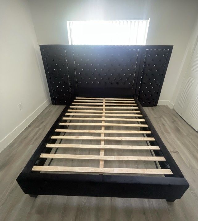 Black Queen Bed,All Products : American Fashion Style Bags On Sale